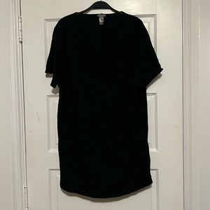 Long Black V-Neck